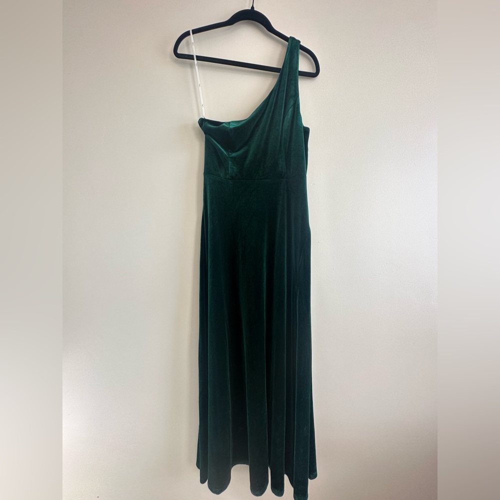 Make Me Your Muse Emerald Green Velvet One-Shoulder Maxi Dress